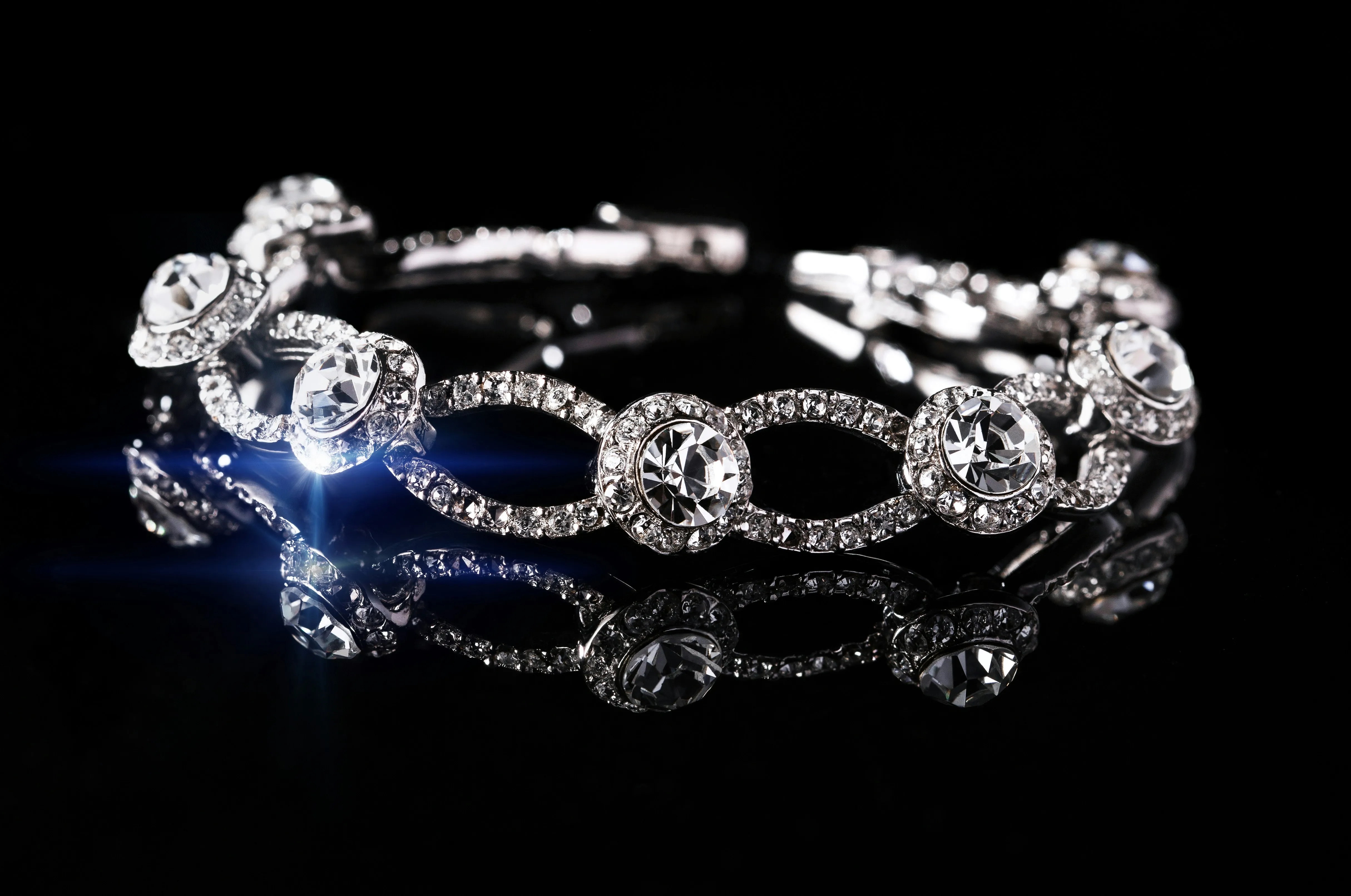 Fine diamond jewelry crafted in 10K to 18K gold