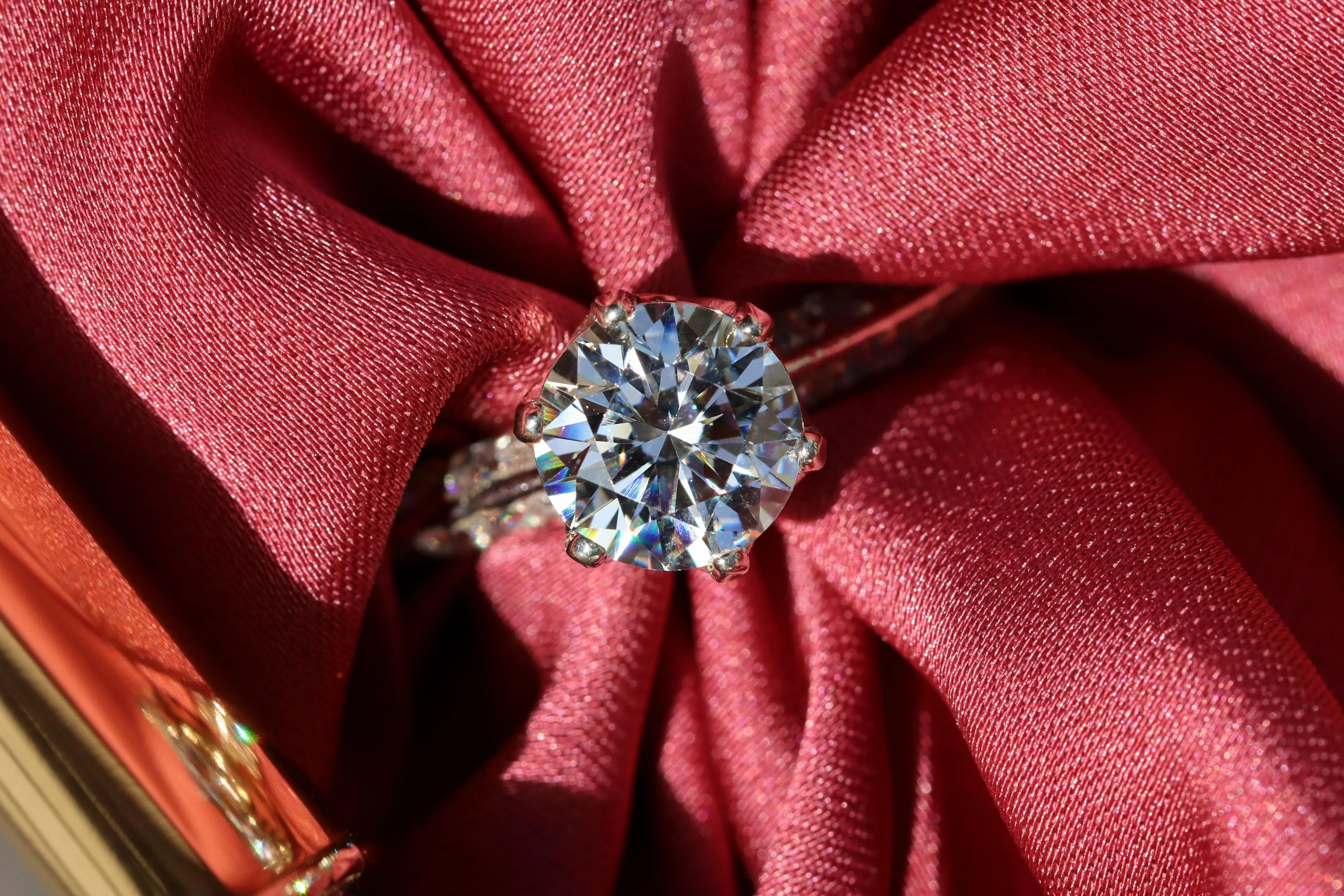 Diamond ring